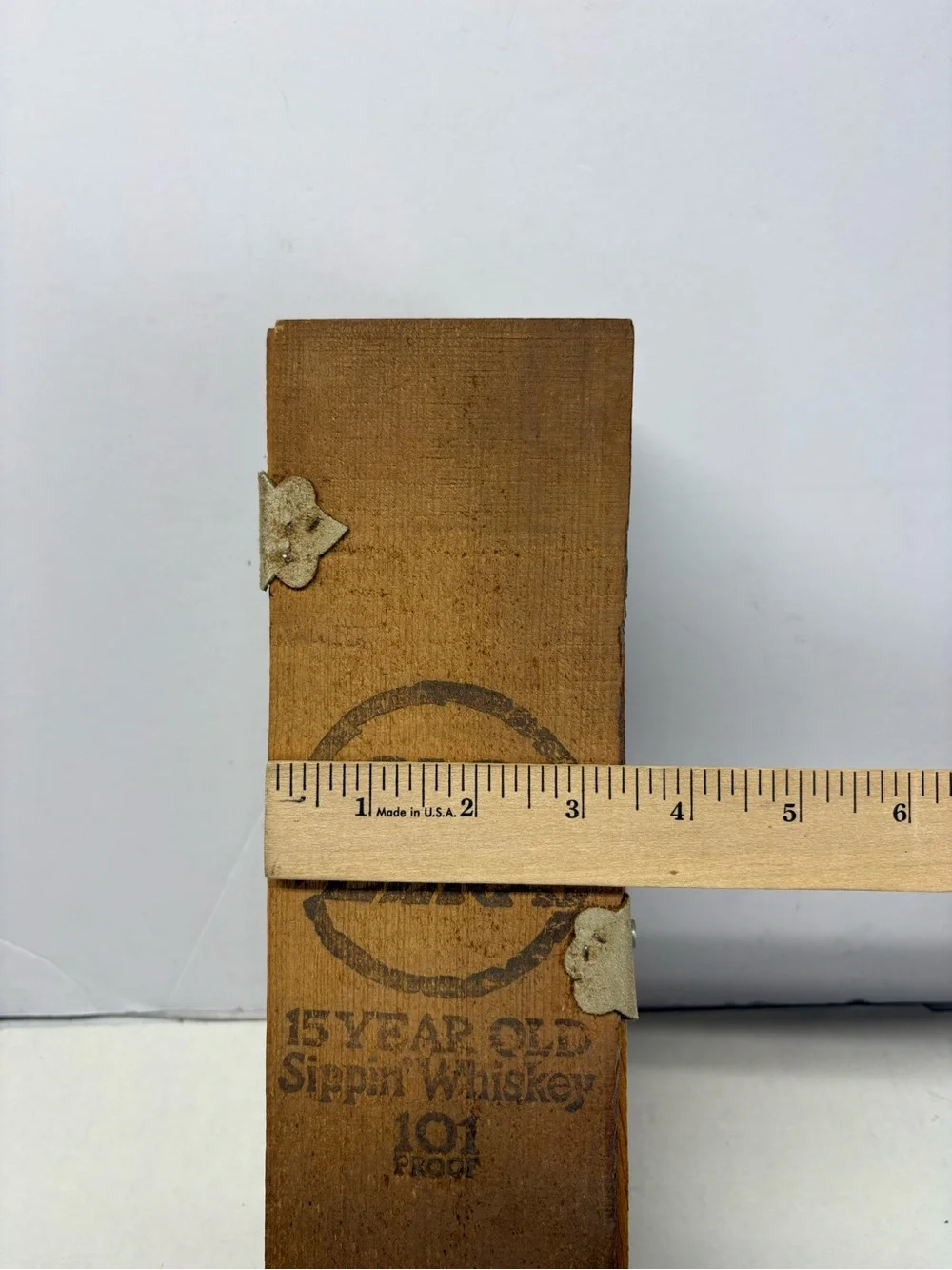 OLD EZRA 15 Year Old Sippin' Whiskey - EMPTY Wood Box With Leather Hinges © 1976